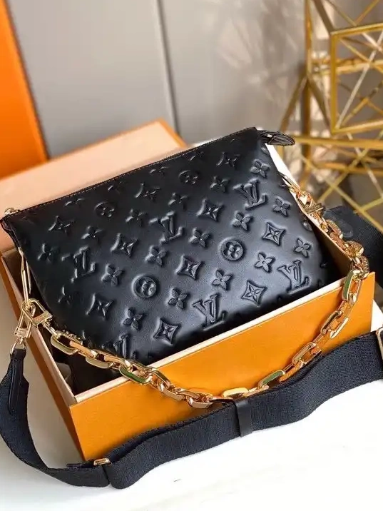 AAA Replica Ru VUITTON COUSSIN LOUIS PM 0528